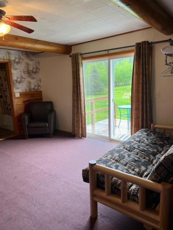 Spring Creek Inn Hill City Extérieur photo