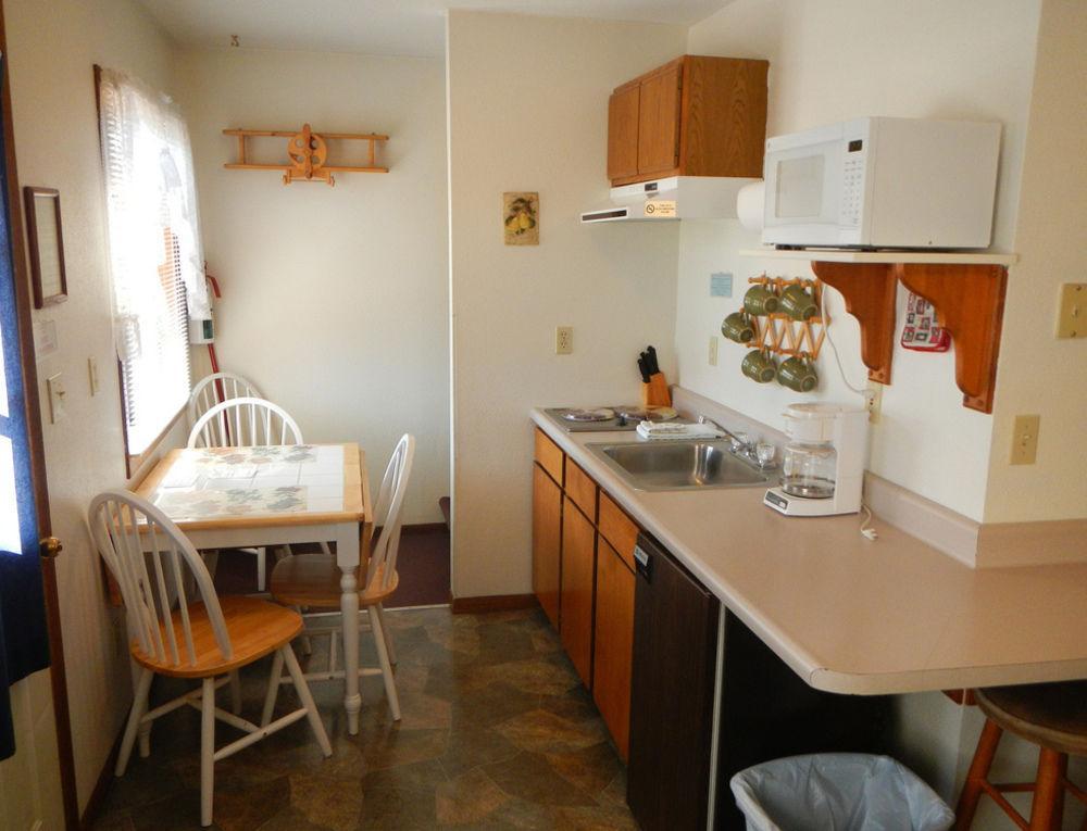Spring Creek Inn Hill City Extérieur photo