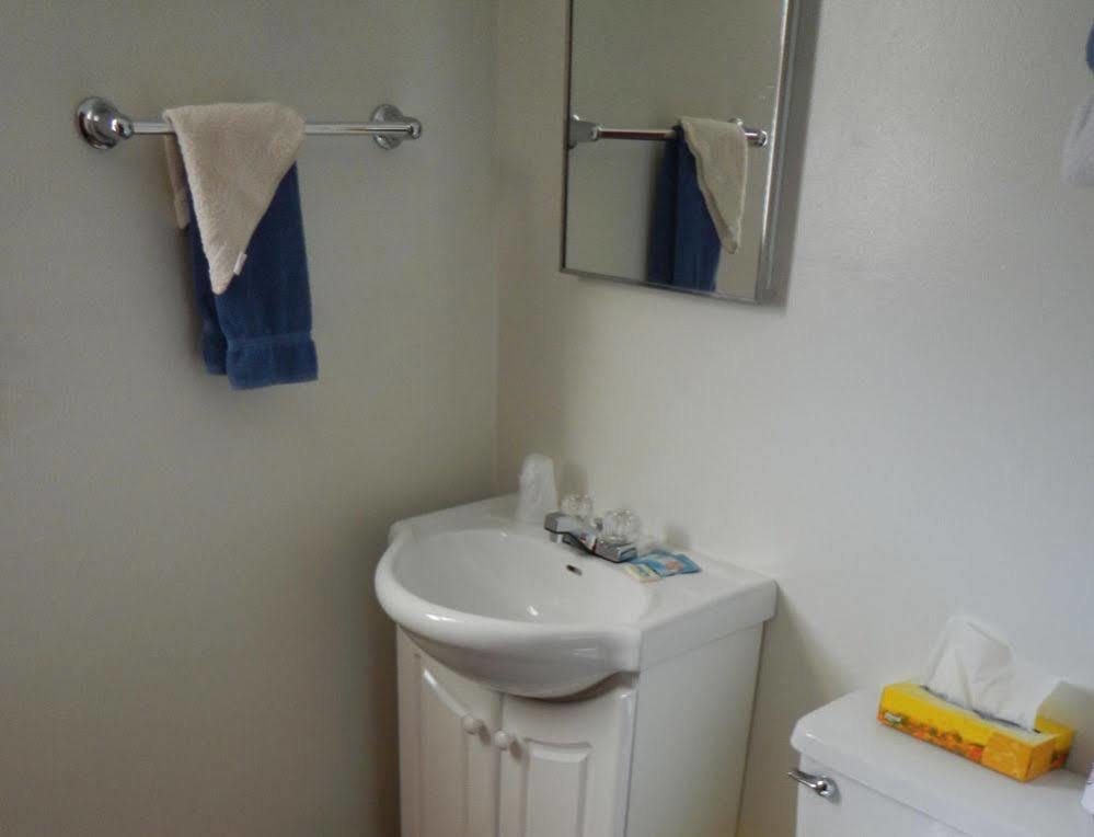 Spring Creek Inn Hill City Extérieur photo